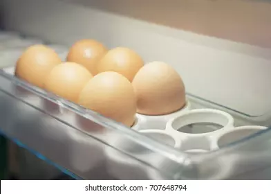 Стало известно, почему яйца нельзя хранить в холодильнике