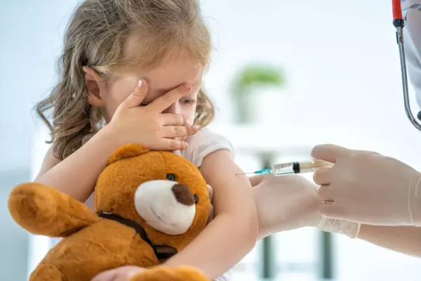 В России обновили вакцину от коронавируса COVID-19 для детей