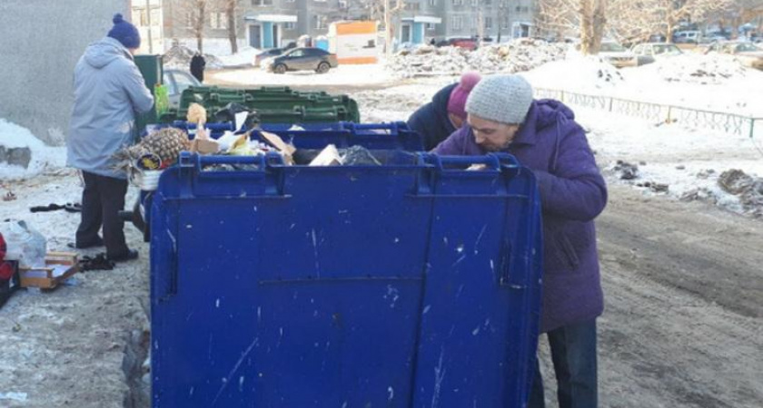 Тонны еды в России продолжают отправлять на свалку вместо того, чтобы ее раздавать нуждающимся